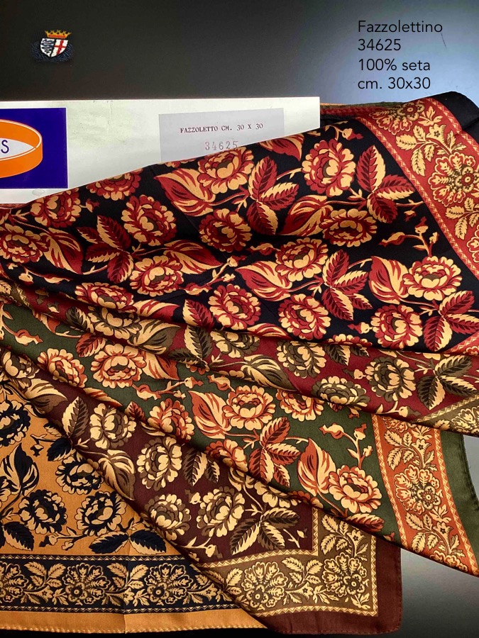 ross_milano_sciarpe_51_20220423_2004886757